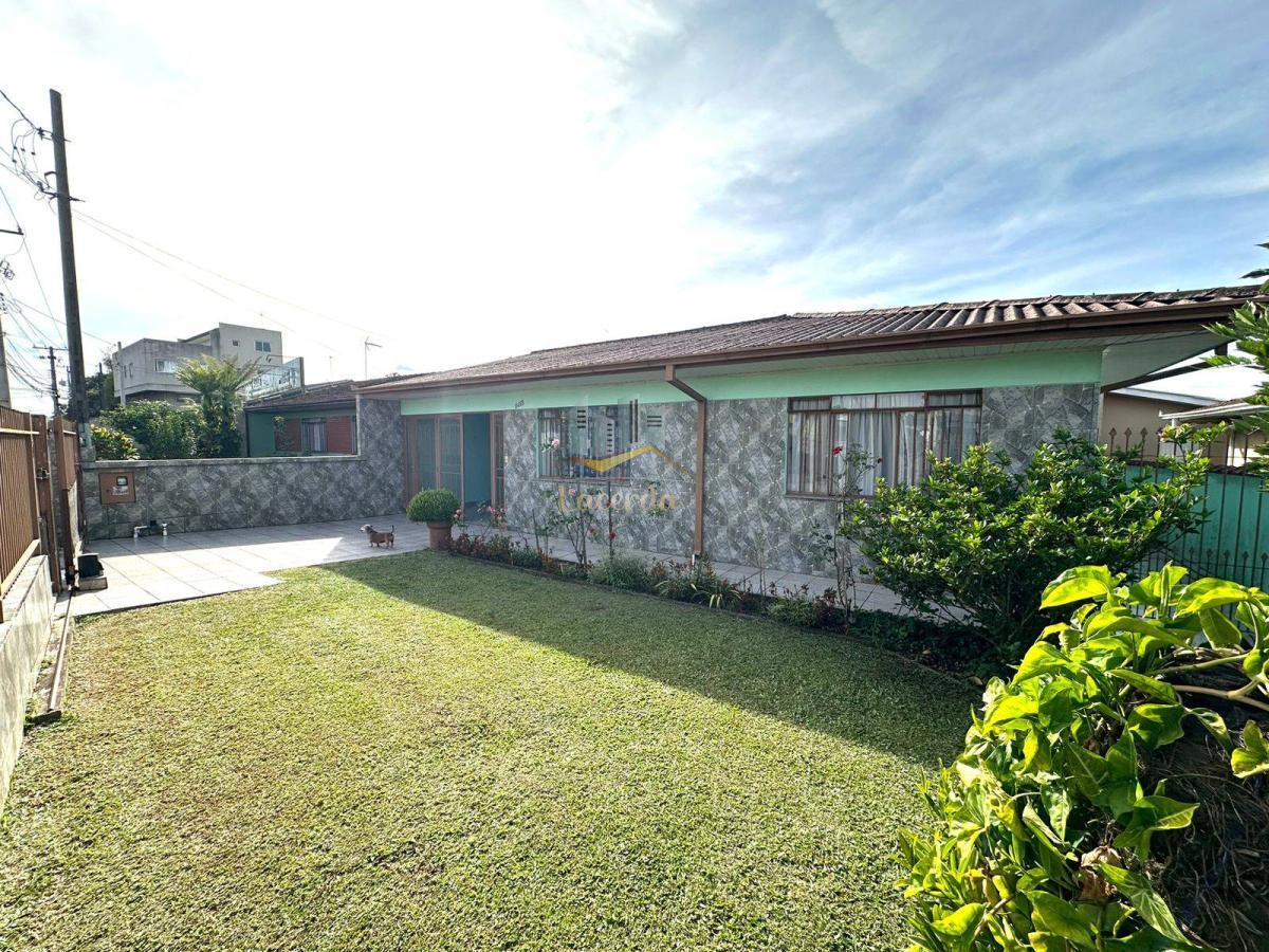 CASA IMPERDÍVEL! LOCALIZADA NO CENTRO DE PIRAQUARA. - Nilson Lacerda Filho Corretor de Imóveis