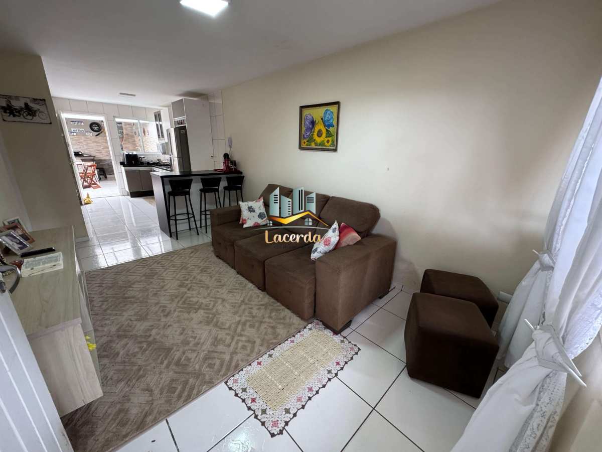 Vendo casa em Piraquara condomínio portal dos lírios - Nilson Lacerda Filho Corretor de Imóveis