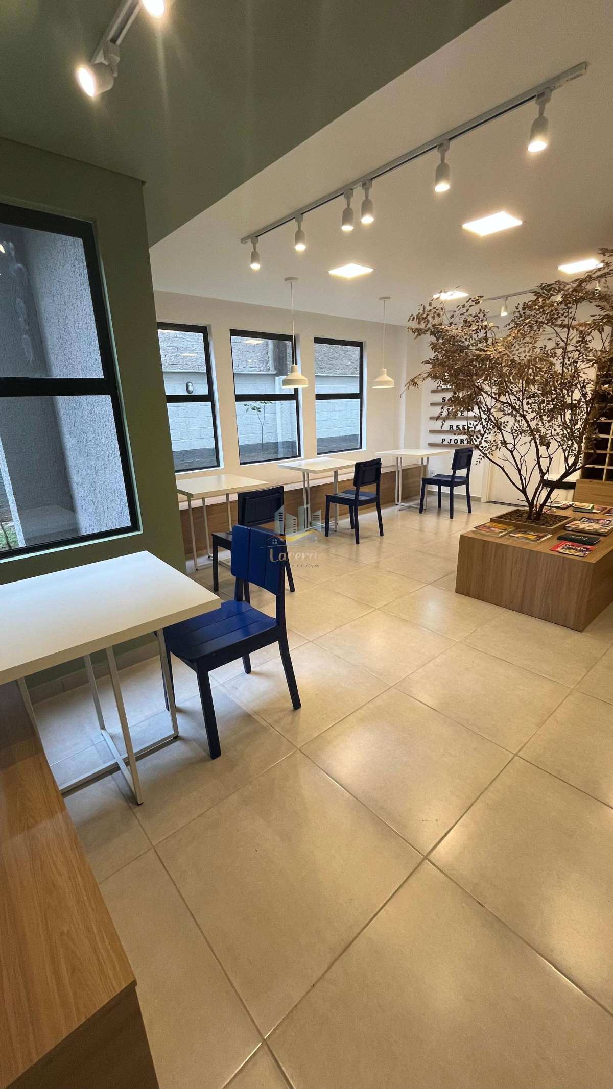 Apartamento em pinhais bairro Vargem Grande - Nilson Lacerda Filho Corretor de Imóveis