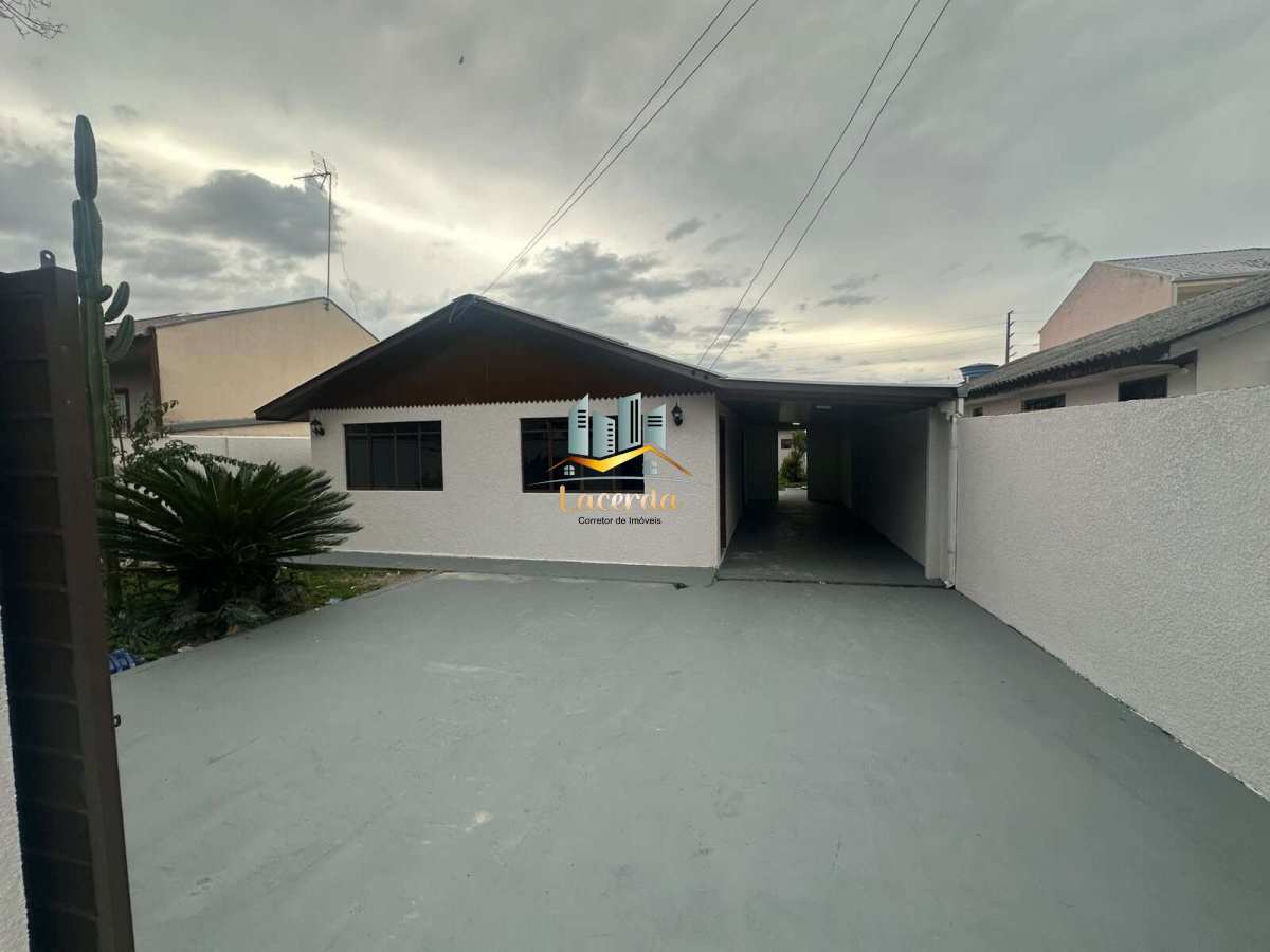 Casa à venda, com 3 quartos, 100m2m² - Nilson Lacerda Filho Corretor de Imóveis