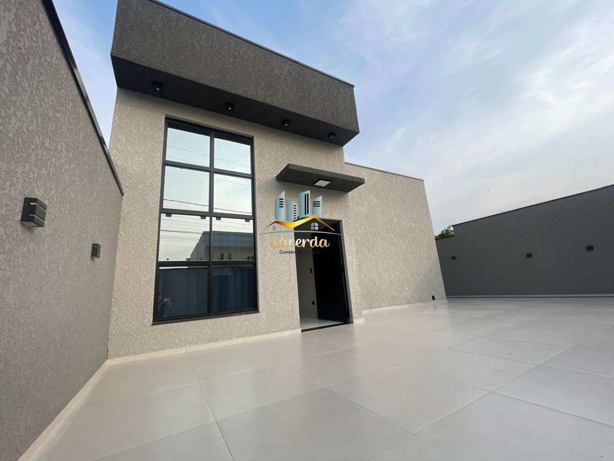 Casa à venda, com 3 quartos, 152m2m² - Nilson Lacerda Filho Corretor de Imóveis