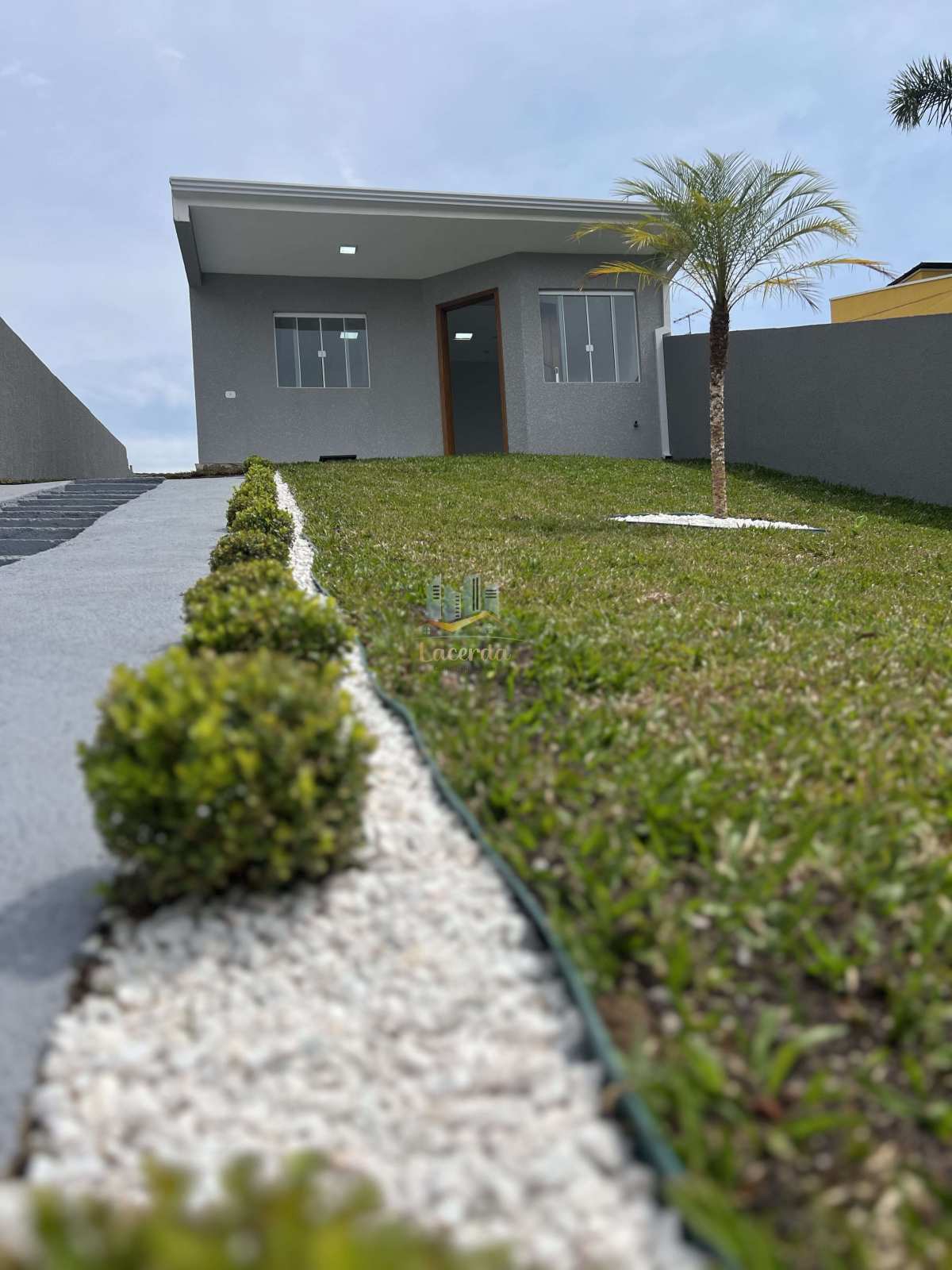 Casa à venda em Piraquara, Vila Fuck, com 3 quartos, 70m2m² - Nilson Lacerda Filho Corretor de Imóveis