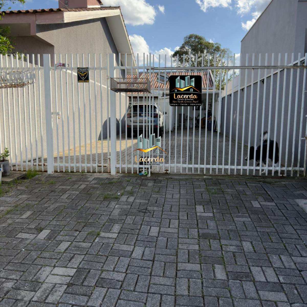 Casa à  Venda em Condomínio - PIRAQUARA - Nilson Lacerda Filho Corretor de Imóveis
