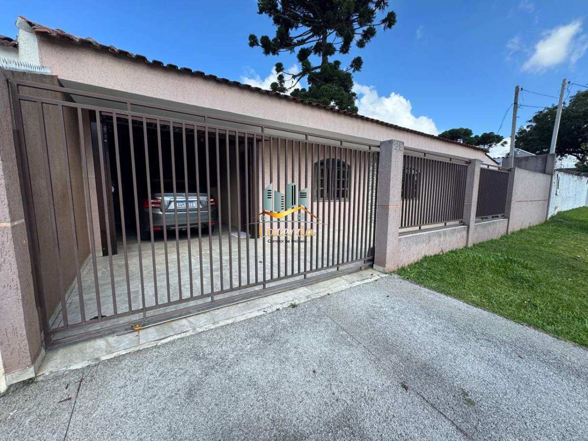 Casa à Venda em Pinhais - Nilson Lacerda Filho Corretor de Imóveis