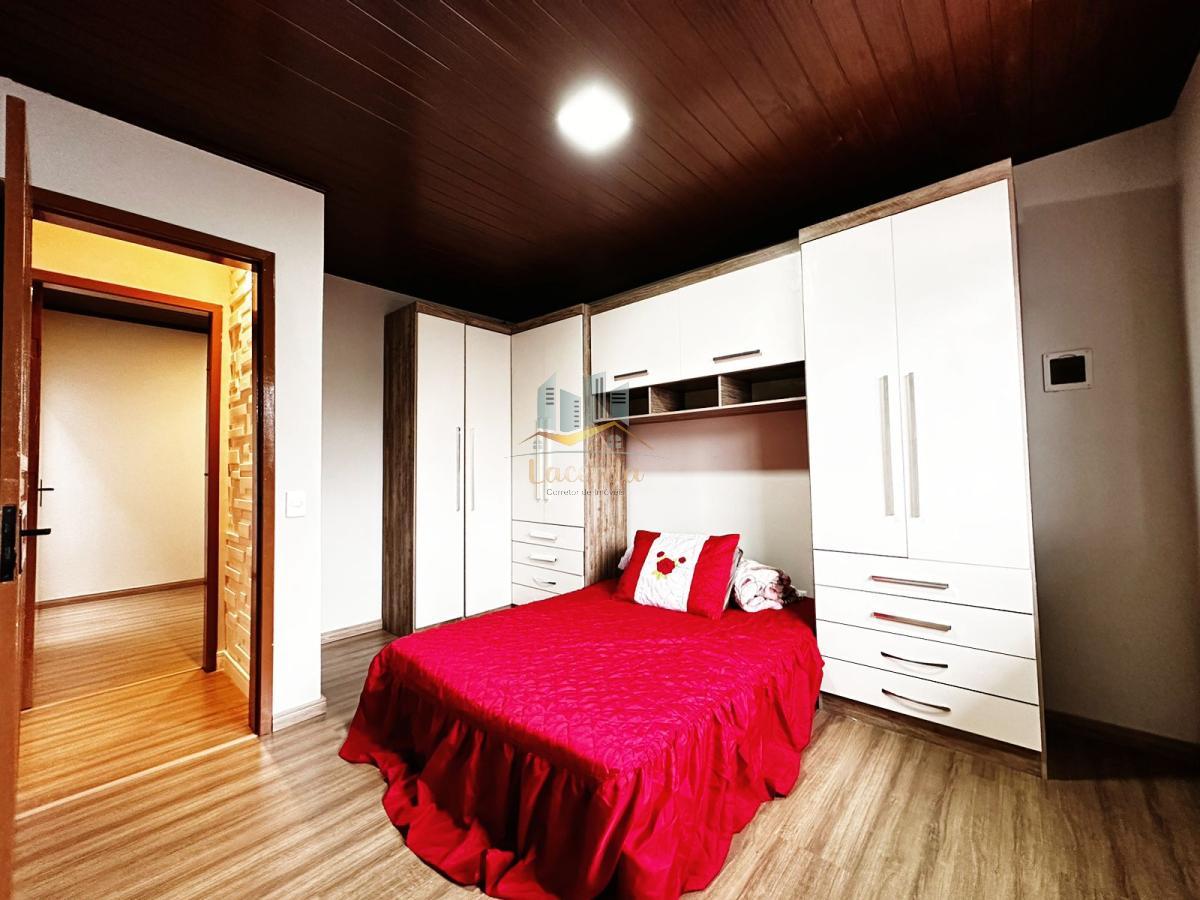 Casa a venda no centro de Piraquara! - Nilson Lacerda Filho Corretor de Imóveis