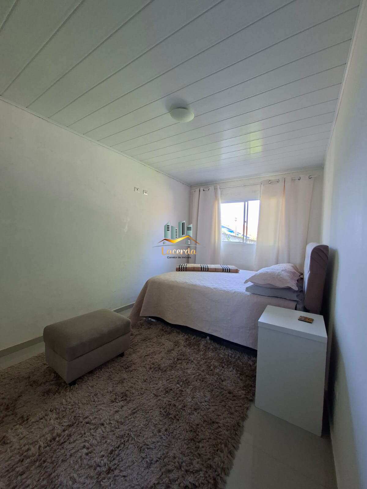 Casa à Venda No Centro de Piraquara - Nilson Lacerda Filho Corretor de Imóveis