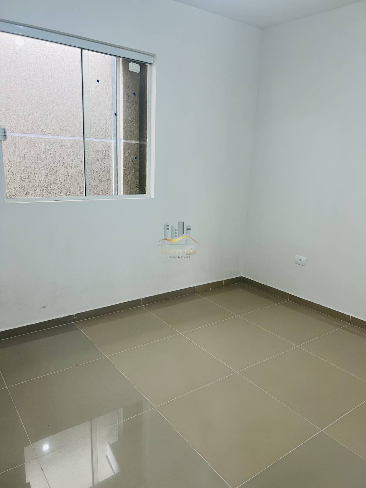 Casa no bairro vila militar . - Nilson Lacerda Filho Corretor de Imóveis