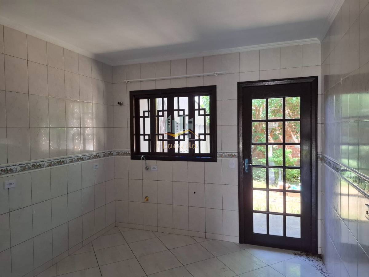 Linda casa individual no jardim bela vista em Piraquara - Nilson Lacerda Filho Corretor de Imóveis