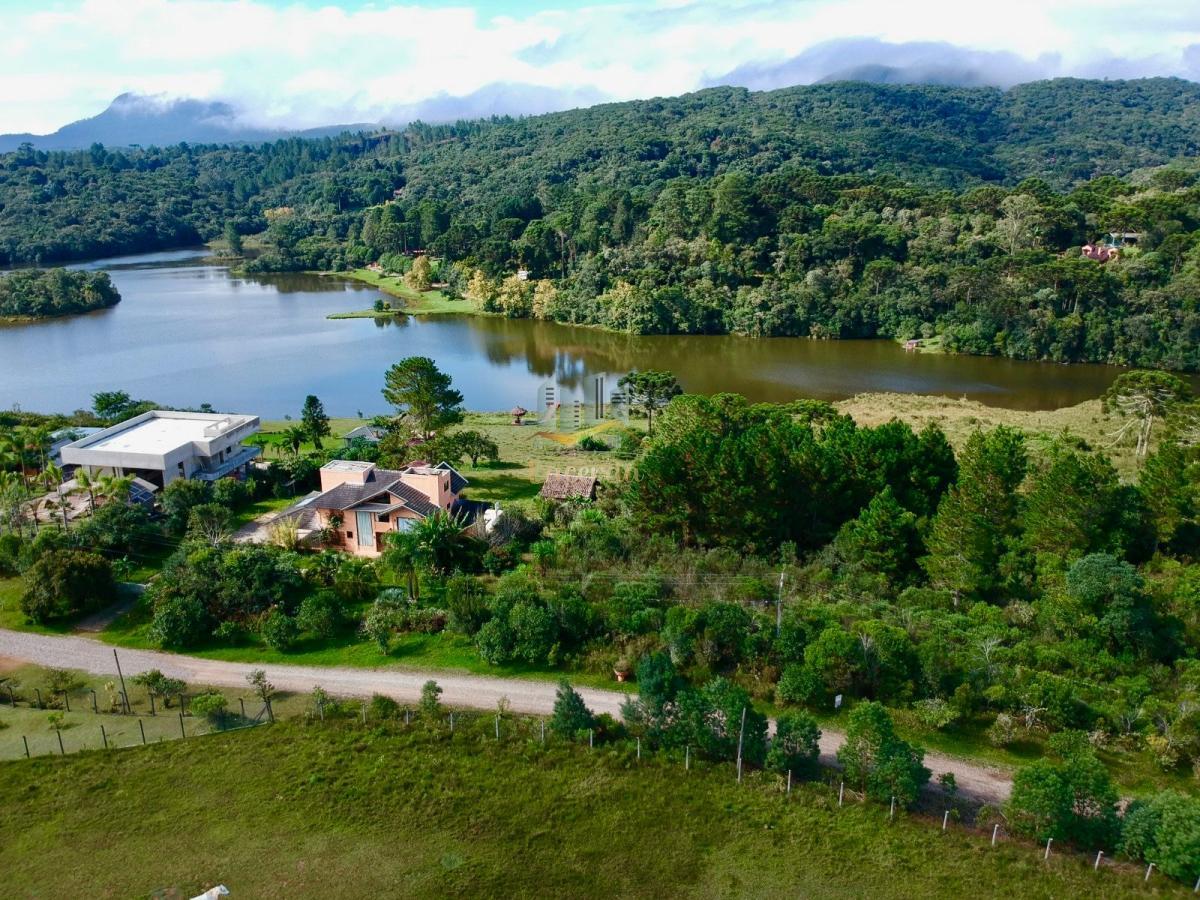 Linda chácara no recreio da Serra em Piraquara . - Nilson Lacerda Filho Corretor de Imóveis