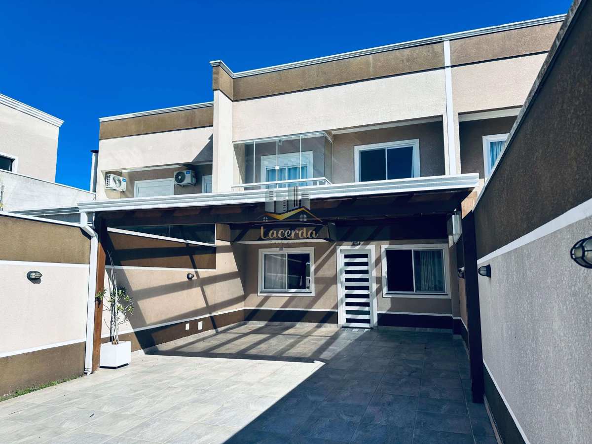 Lindíssimo sobrado à venda em São José dos Pinhais! - Nilson Lacerda Filho Corretor de Imóveis