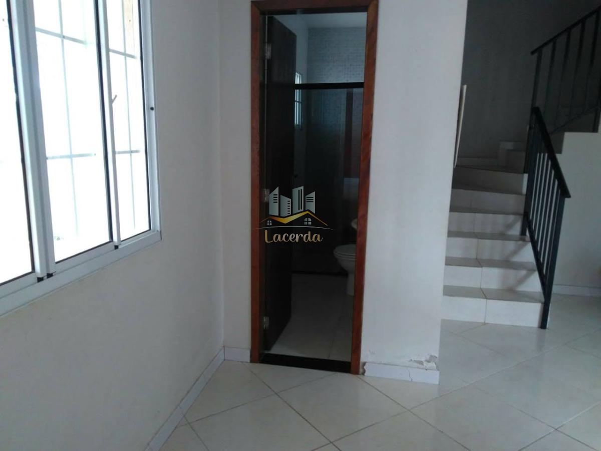 Lindo sobrado a venda no centro de Piraquara! - Nilson Lacerda Filho Corretor de Imóveis