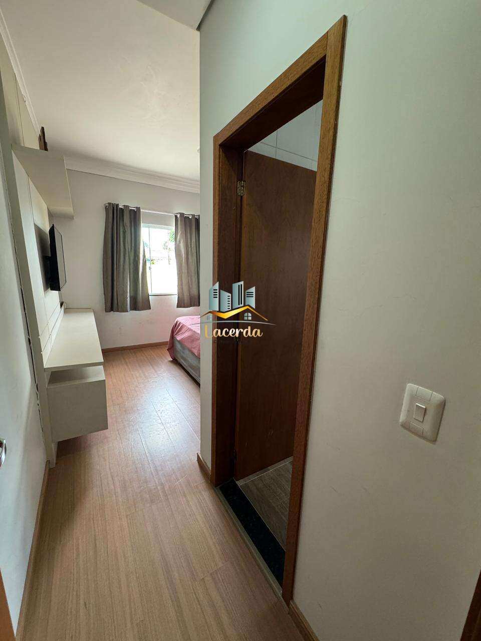 Oportunidade no Centro de Piraquara! - Nilson Lacerda Filho Corretor de Imóveis