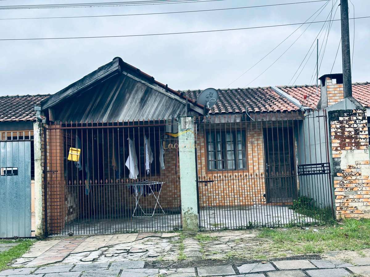 Ótima casa à venda no centro de Piraquara! - Nilson Lacerda Filho Corretor de Imóveis