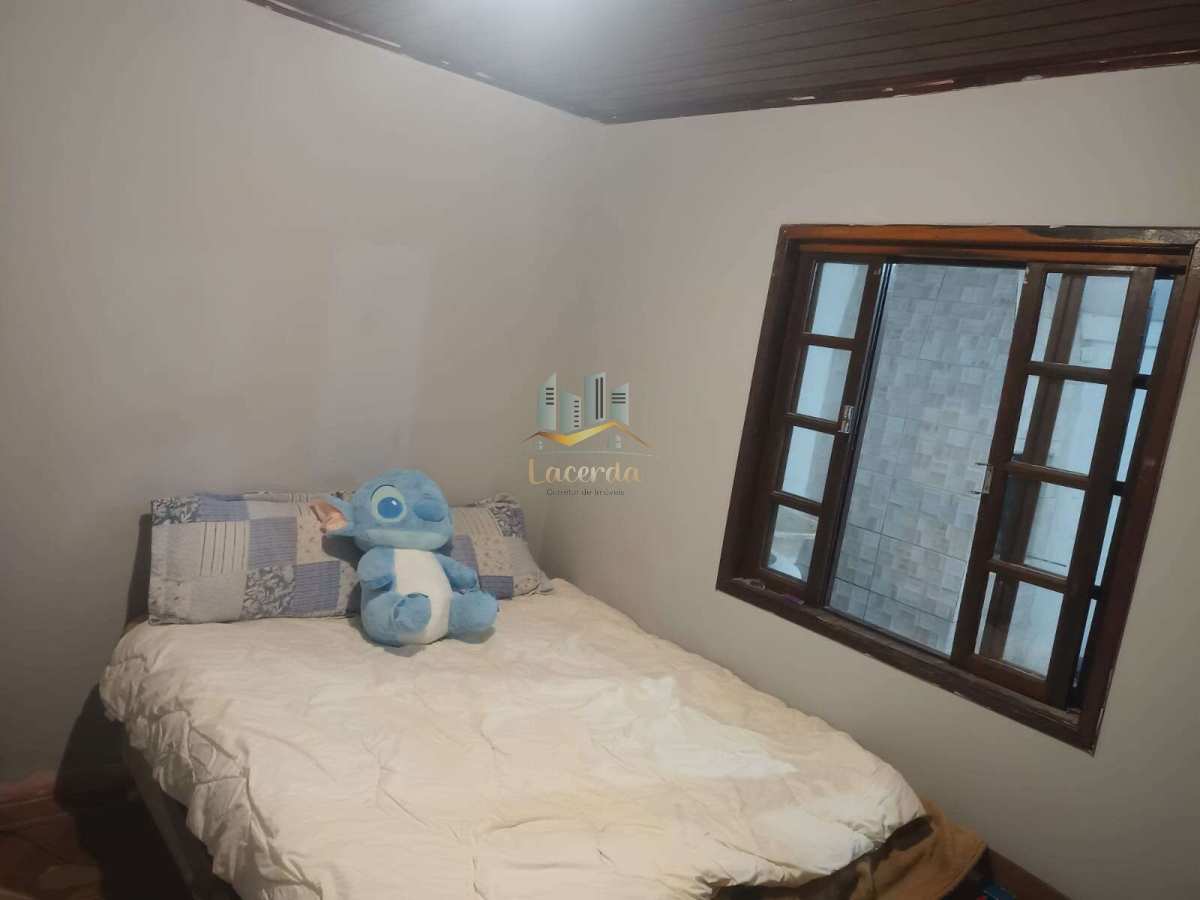 Ótima casa à venda no centro de Piraquara! - Nilson Lacerda Filho Corretor de Imóveis