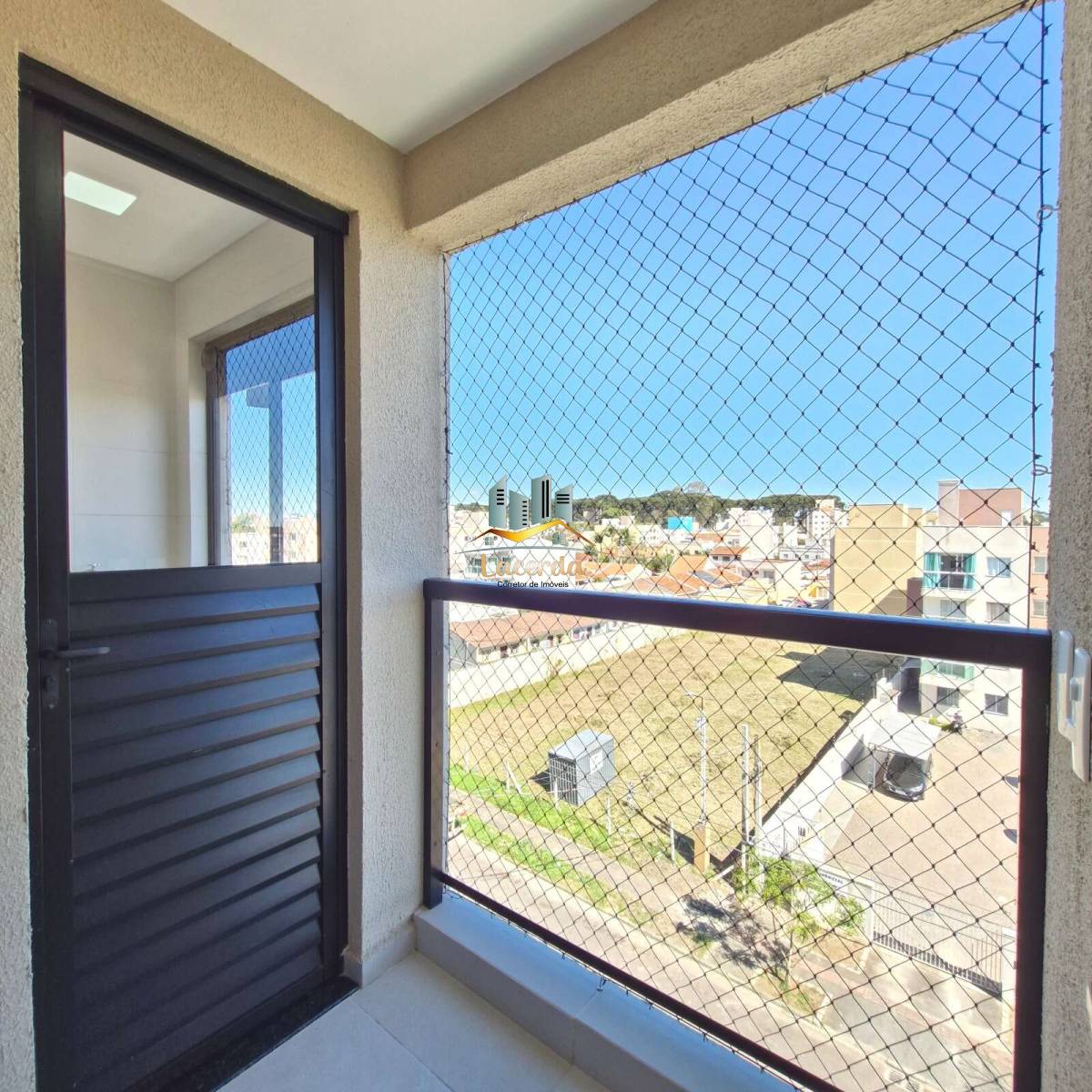Ótimo apartamento à venda- Residencial Plaza Royal - Nilson Lacerda Filho Corretor de Imóveis