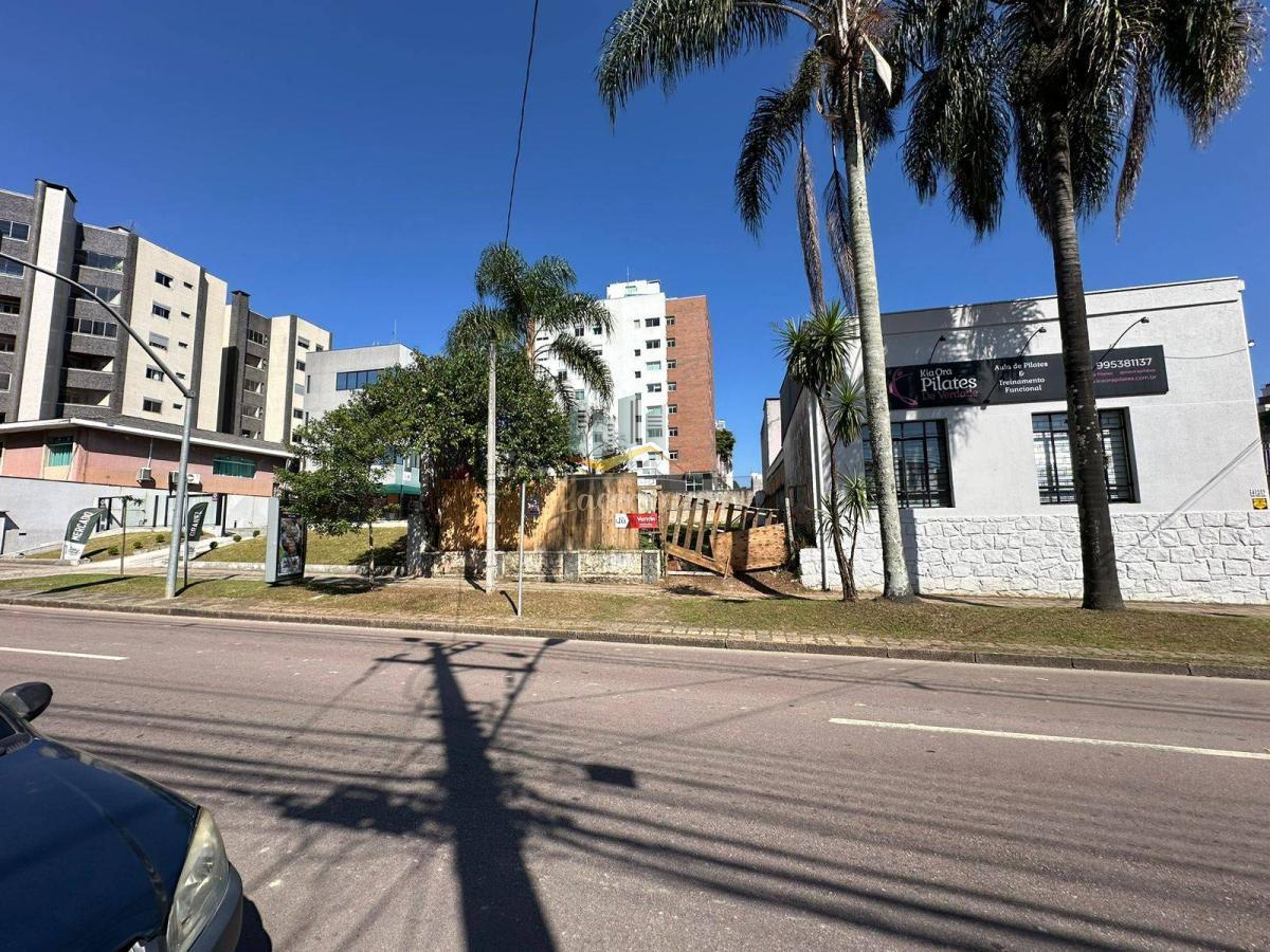 Ótimo terreno à venda no bairro Água Verde! - Nilson Lacerda Filho Corretor de Imóveis