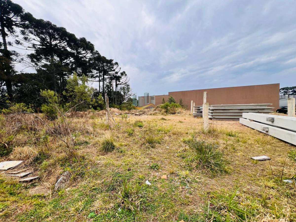 Ótimo terreno a venda no centro de Piraquara! - Nilson Lacerda Filho Corretor de Imóveis