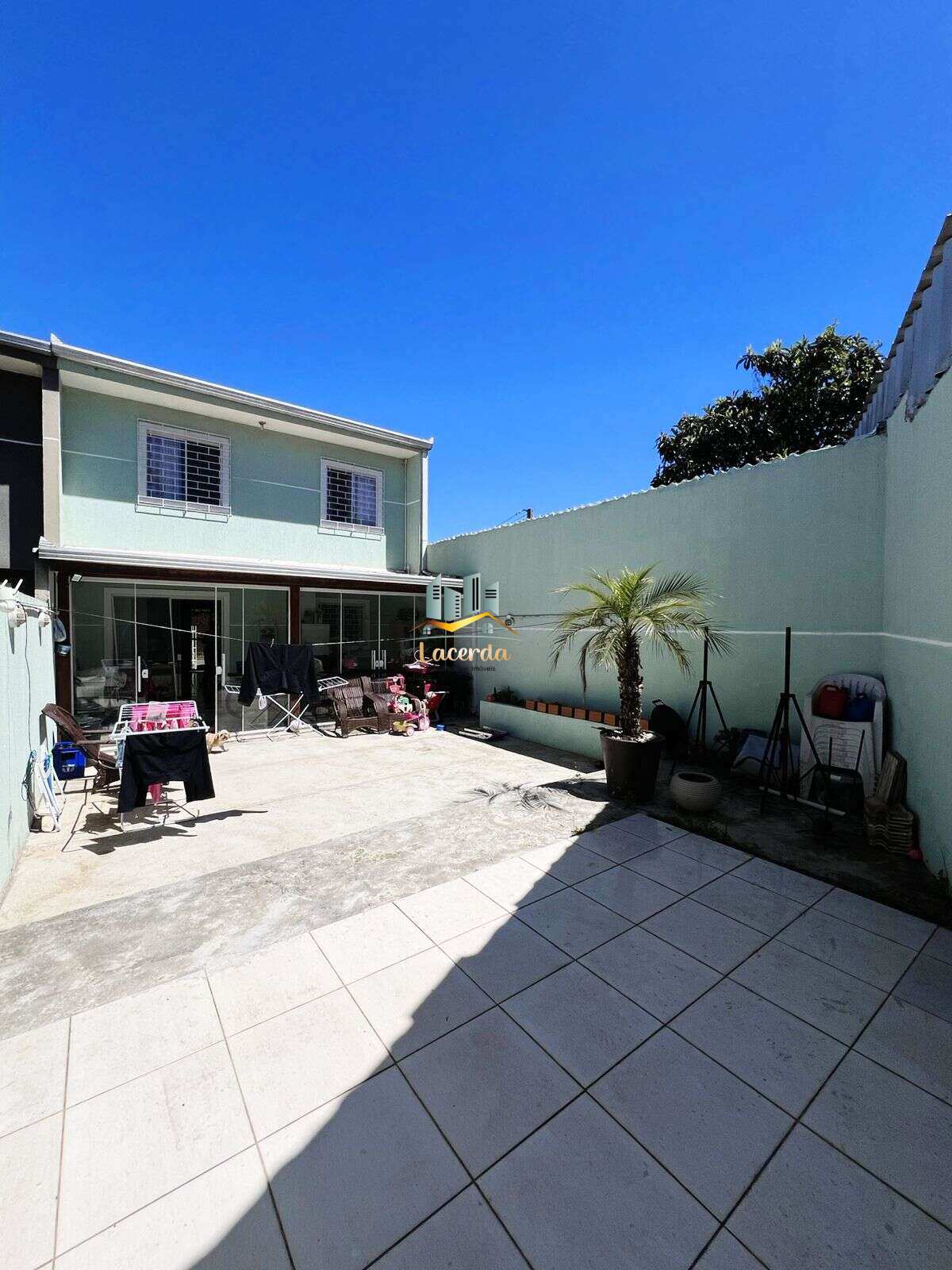 SOBRADO À VENDA EM SÃO JOSÉ DOS PINHAIS.  GUATUPÊ. - Nilson Lacerda Filho Corretor de Imóveis