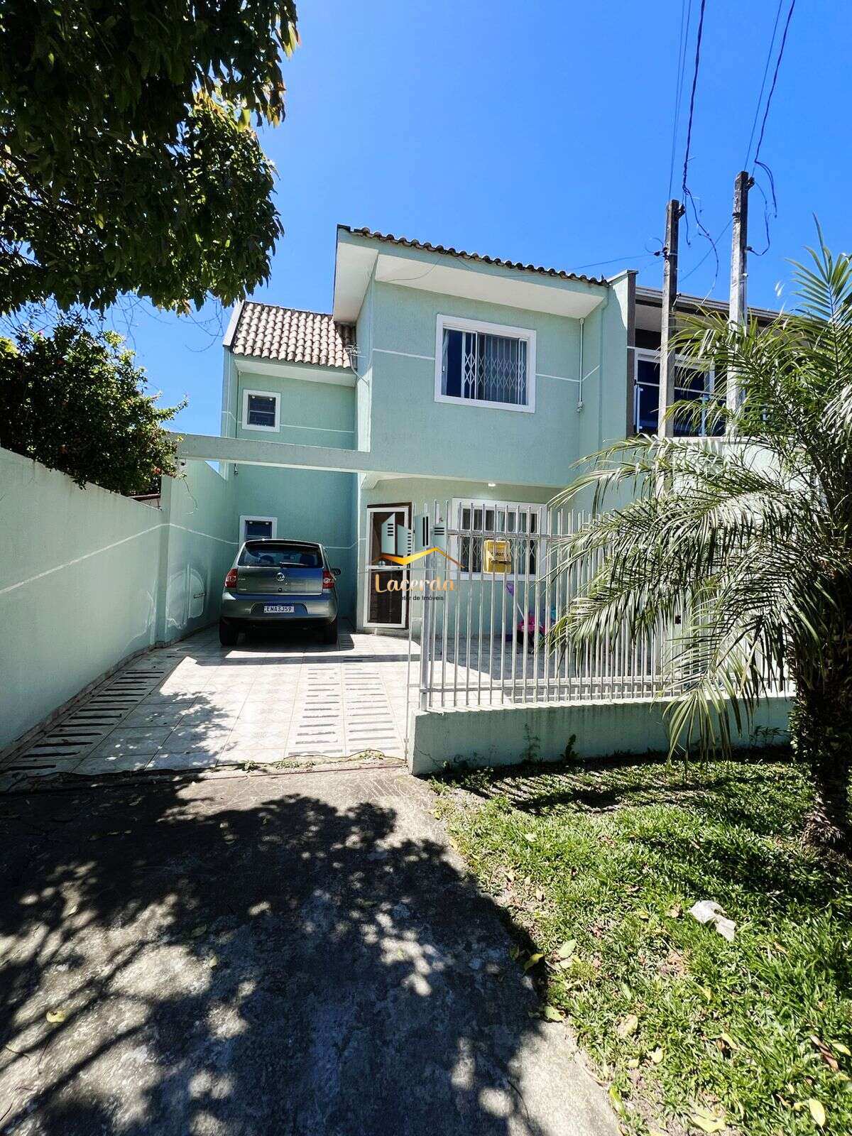 SOBRADO À VENDA EM SÃO JOSÉ DOS PINHAIS.  GUATUPÊ. - Nilson Lacerda Filho Corretor de Imóveis