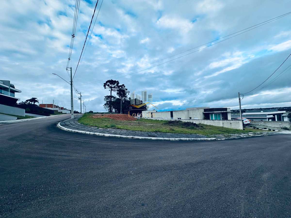 Terreno à Venda em Condomínio Fechado – Beverly Hills, Pinhais - Nilson Lacerda Filho Corretor de Imóveis