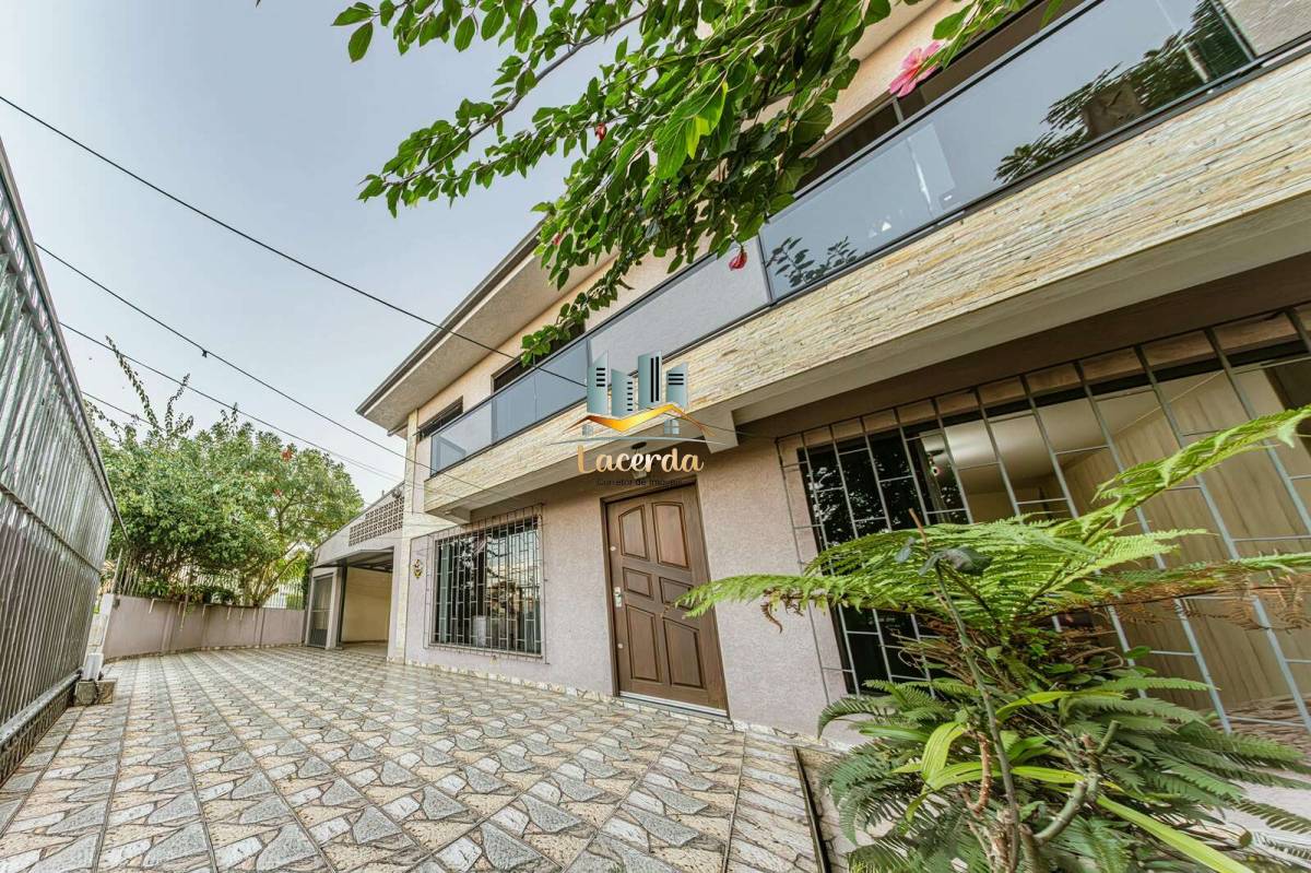 Triplex a venda no Capão da Imbuía - Curitiba! - Nilson Lacerda Filho Corretor de Imóveis