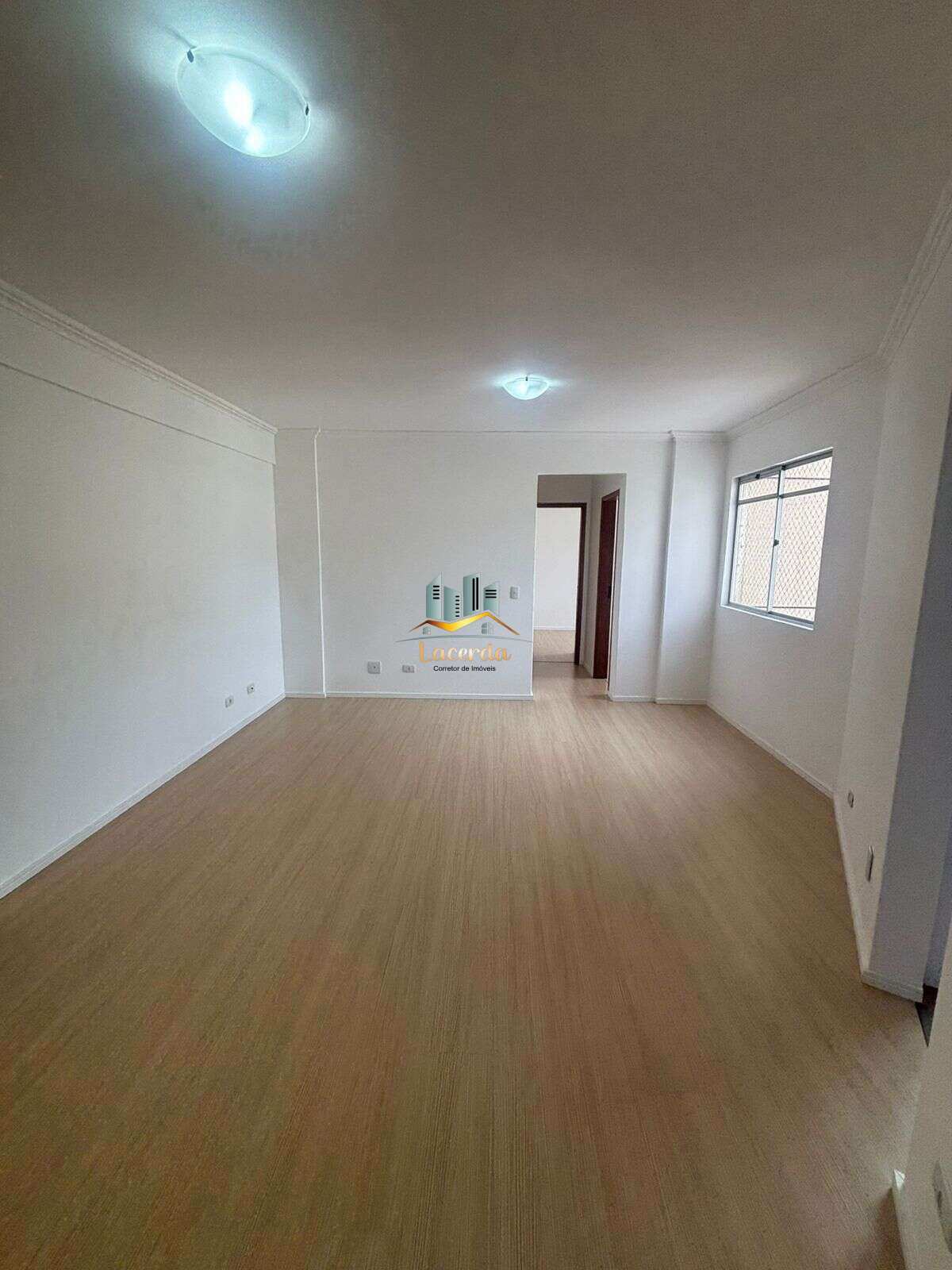 Vendo apartamento no bairro vila Hauer - Nilson Lacerda Filho Corretor de Imóveis