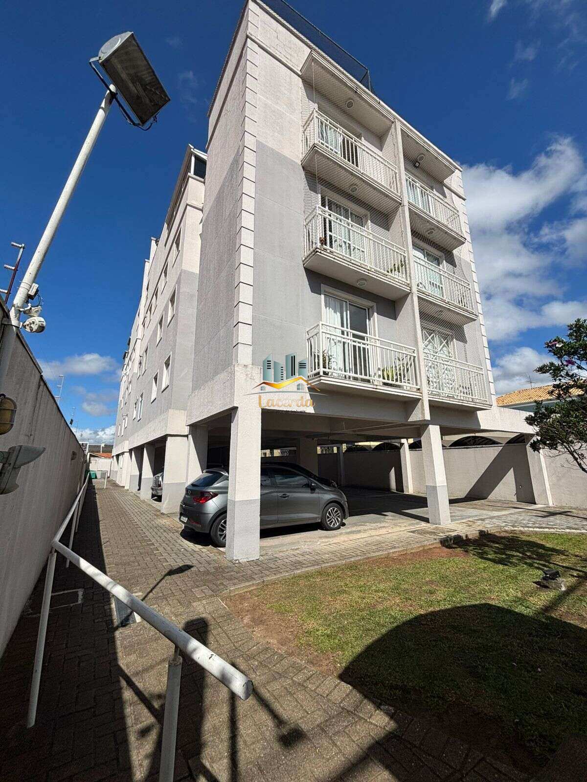 Vendo apartamento - residencial castelano no Hauer - Nilson Lacerda Filho Corretor de Imóveis