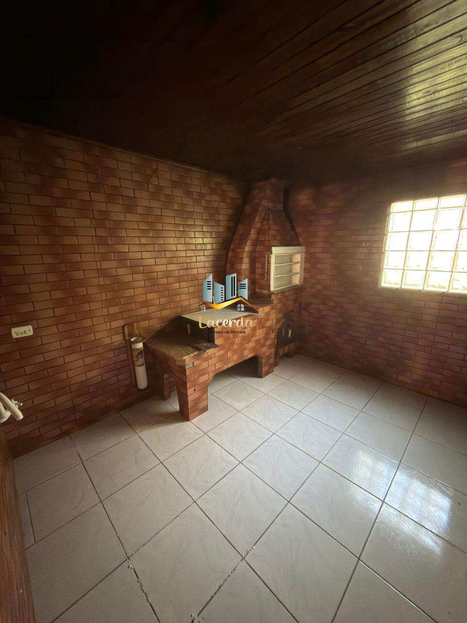 Vendo casa no bairro Ipanema em Piraquara . - Nilson Lacerda Filho Corretor de Imóveis