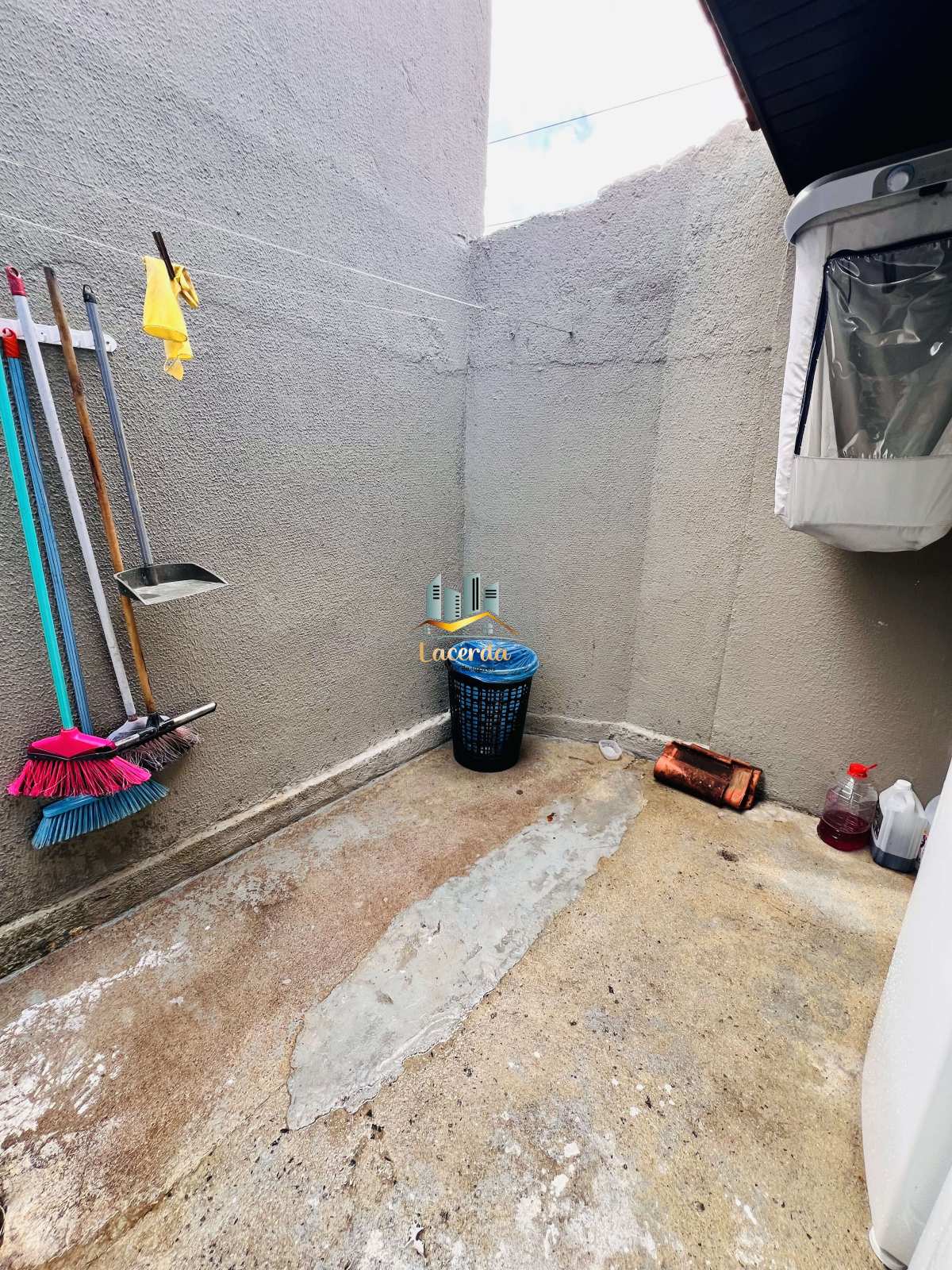 Vendo casa no bairro planta Deodoro - Nilson Lacerda Filho Corretor de Imóveis